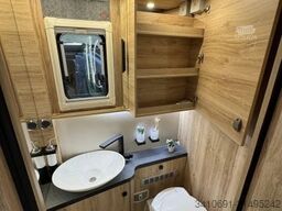 EURAMOBIL Profila RS 720 QF Tageszulassung Luftfeder Alde