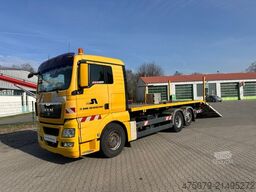 MAN TGX 26.360 / BaumaschinenTransport / 9 to Rampen