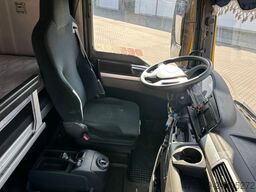 MAN TGX 26.360 / BaumaschinenTransport / 9 to Rampen