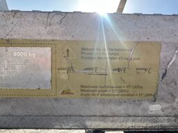 MAN TGX 26.360 / BaumaschinenTransport / 9 to Rampen