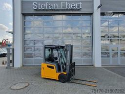 Jungheinrich EFG 215 / Triplex: 4.25m! / SS / nur 2.184h!