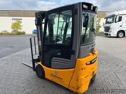 Jungheinrich EFG 215 / Triplex: 4.25m! / SS / nur 716h!