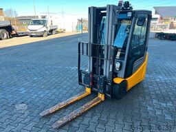 Jungheinrich EFG 215 / Triplex: 4.25m! / SS / nur 995h! Waage