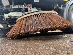 Schmidt Wasa 300+ Sweeper