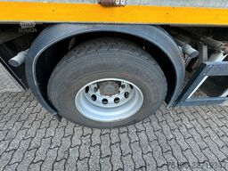 DAF CF 440 mit Ladekran HMF 2120K4