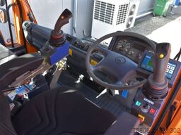 UNIMOG U400 inkl. Böschungsmäher/Anhänger