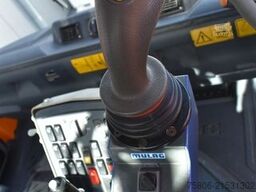 UNIMOG U400 inkl. Böschungsmäher/Anhänger