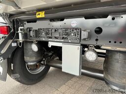 SCHMITZ CARGOBULL SKI 24SL 7.2- 28.2m3/ne/Liftachse/LED