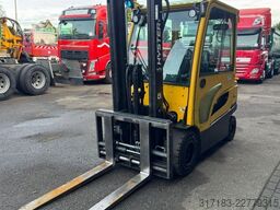 Hyster J3.5XN Sideshift, Vorkverstelling