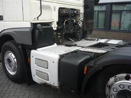 DAF XF 530 6x2-4  FTG