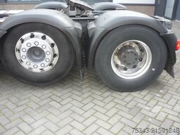 DAF XF 530 6x2-4  FTG