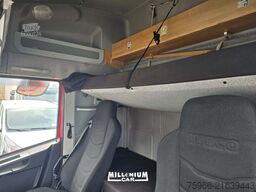 Iveco EUROCARGO 120E22 FURGONE 7,70 (2018)