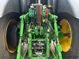 John Deere 6210R
