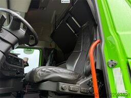 Volvo FH540 6x2 chassis container truck