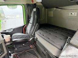 Volvo FH540 6x2 chassis container truck