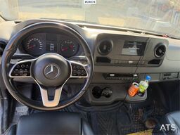 Mercedes-Benz Sprinter 516 CDI Van with Tail Lift and Tachograph