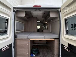 Peugeot Boxer 2024 | Manual | Totalmente equipada