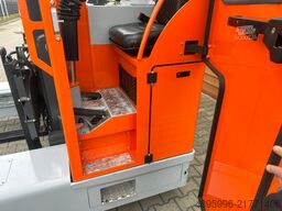 Hubtex DQ45/Only 3310 h/Telescopic forks