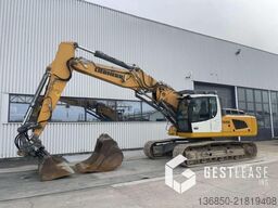 Liebherr R926 LC