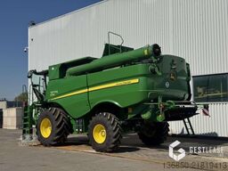 John Deere S770