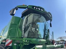 John Deere S770