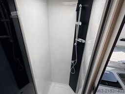 CHAUSSON 640 Ultimate Line ~ 4.4t - AHK - 180PS ~ `26