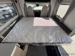 CHAUSSON 640 Ultimate Line ~ 4.4t - AHK - 180PS ~ `26