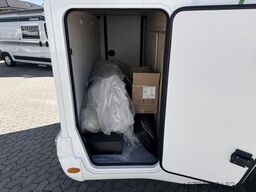 CHAUSSON 640 Ultimate Line ~ 4.4t - AHK - 180PS ~ `26