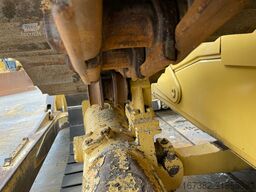 Caterpillar D6T LGP