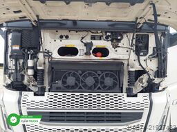 VOLVO FH 500 XL i-ParkCool ACC Side Skirts