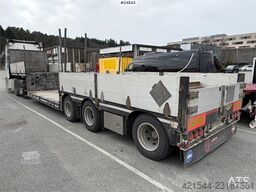 Broshuis 3 axle Low-loader semi-trailer with 2 extensions –