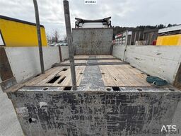 Broshuis 3 axle Low-loader semi-trailer with 2 extensions –