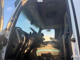 Volvo FM420 6x2 Box truck with refrigerated/freezer unit