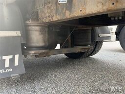 Volvo FL210 4x2 Box truck with tail lift and side door