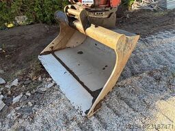 Kobelco SK75SR-3E Tracked excavator – tiltrotator and 2 bu