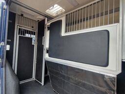 Renault Master Automaat STX S5 met Airco bij de paarden...