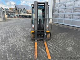 JUNGHEINRICH EFG 215 / Triplex: 4.25m! / SS / nur 3.092h!