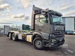 MERCEDES-BENZ Arocs 2551 L 6x2/4-4 HAD HIAB ULT21S56 AHK