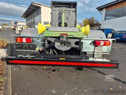 MERCEDES-BENZ Arocs 2551 L 6x2/4-4 HAD HIAB ULT21S56 AHK