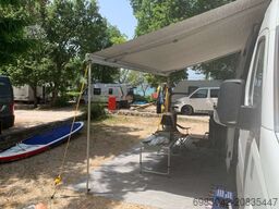 Mercedes-Benz Sprinter 319