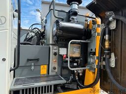 LIEBHERR R920 Compact LC Kettenbagger