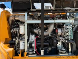 LIEBHERR R920 Compact LC Kettenbagger