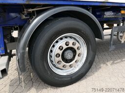 SCHWARZMÜLLER Mitnahmestapler, Luftf., 7.2m lang, Schiebeplane