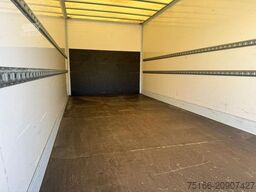 MERCEDES-BENZ ATEGO 818 L Koffer 6,10 m LBW 1 T*AHK*EURO 6E