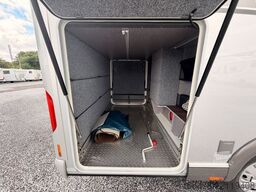 CARTHAGO Chic E-Line I 50 DA Linerclass Einzelbetten-AHK