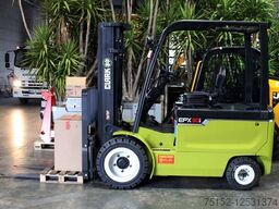 Clark EPX 30 i Elektrischer Vierrad-Gegengewichtsstapler