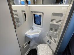 WESTFALIA Columbus 600 E 180 PS Aufstelldach SOLAR SKYVIEW