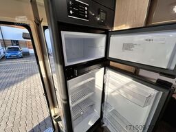 SUNLIGHT Adventure T 69LC 8G Combi 6E SAT TV Heckstützen