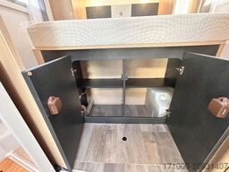 SUNLIGHT Adventure T 69LC 8G Combi 6E SAT TV Heckstützen