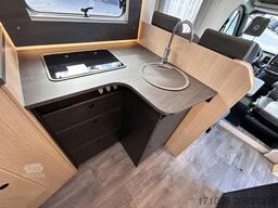 SUNLIGHT Adventure T Ford 670S Combi 6E Hubbett Autom.